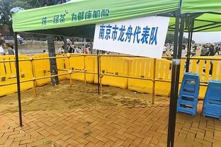 罗马诺：本菲卡租借20岁曼联左后卫阿尔瓦罗，附600万欧买断条款